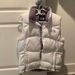Womens white North Face 550 down vest - Sz S